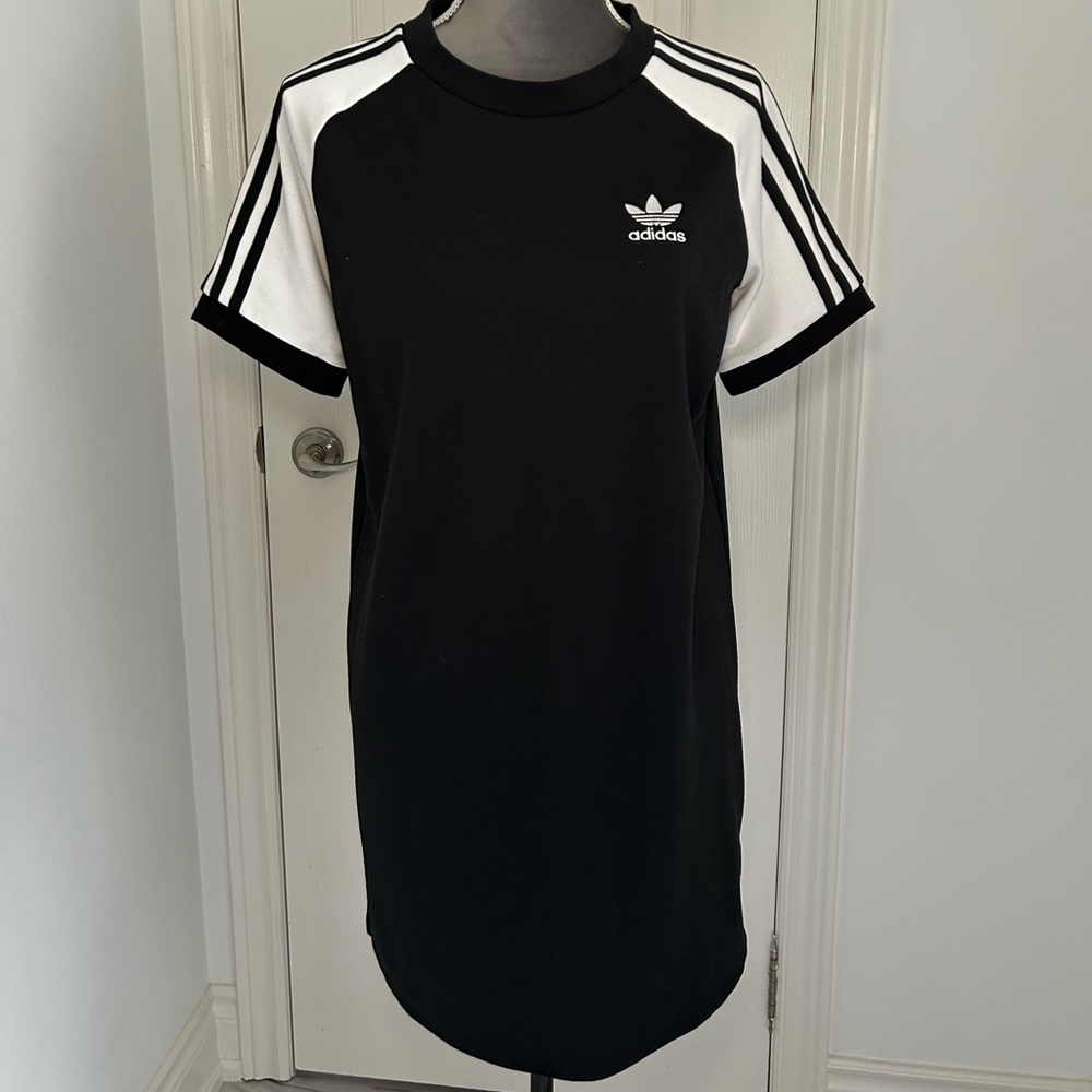 black t-shirt dress